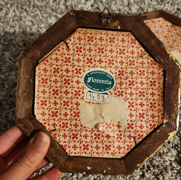 Vintage Italian medallion and crest wall art framed decor Florentia 60s - Picture 10 of 10